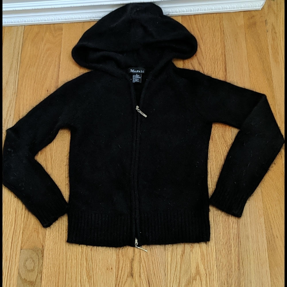 Wool zippered front hooded sweater. Size Small.